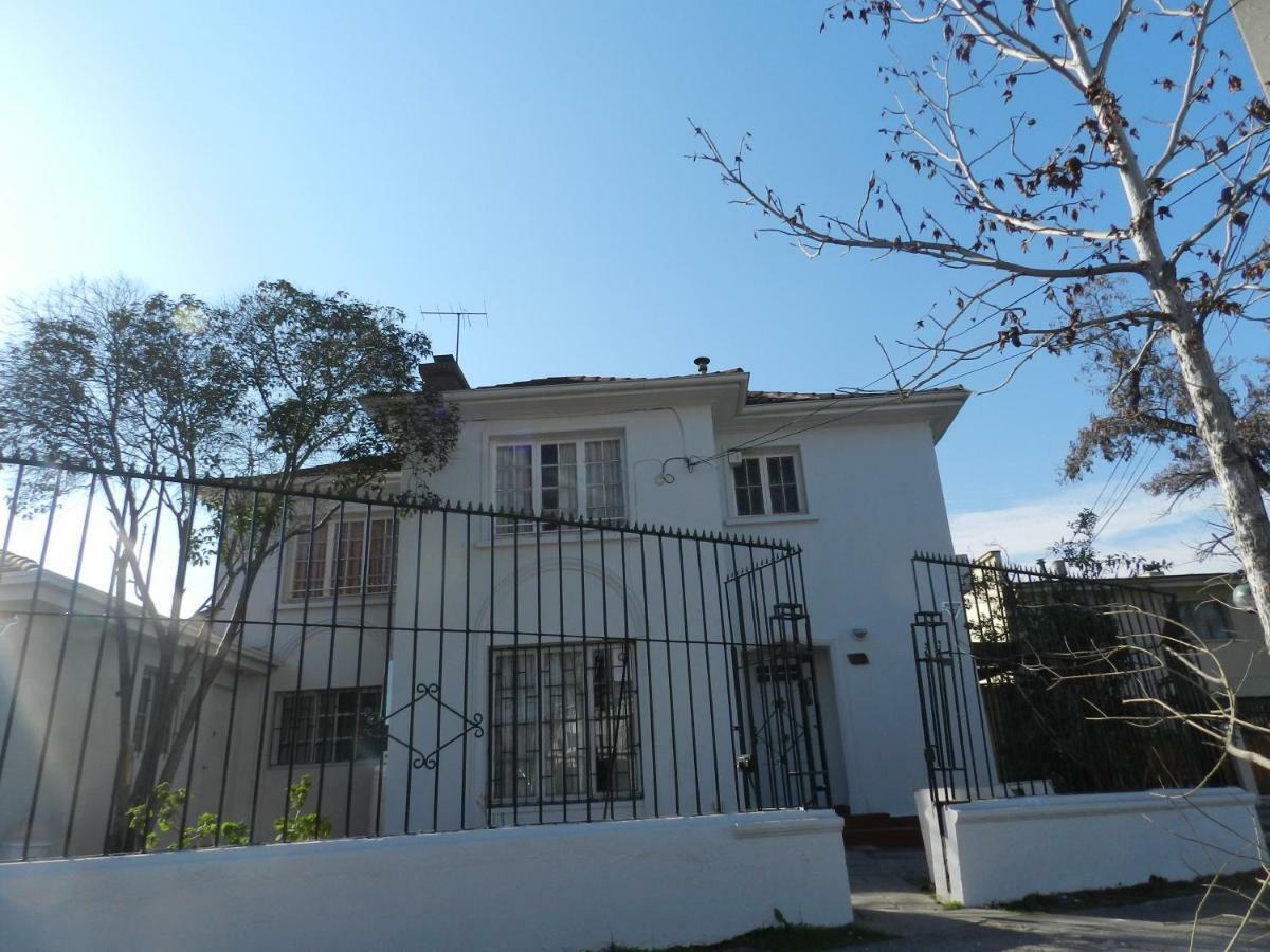 Hostal Estadio Nacional Santiago Exterior foto